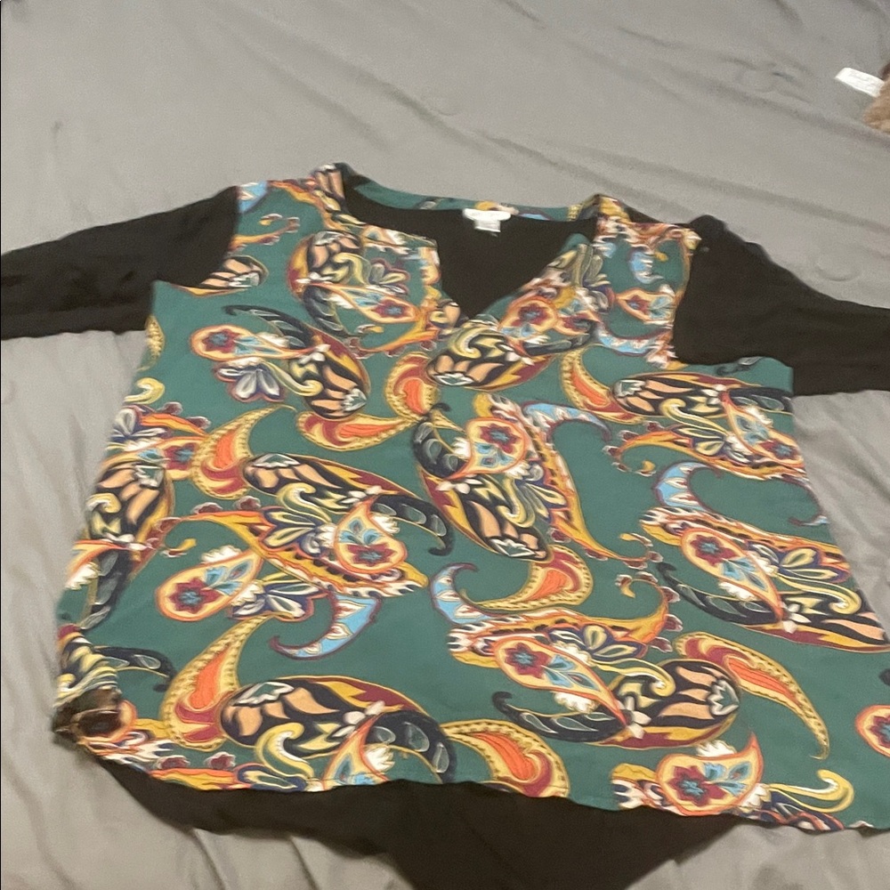Colorful Paisley V-Neck Long Sleeve Top